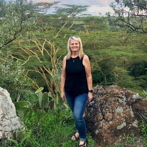 Meet your Posher, Melissa - Picture 1 of 1